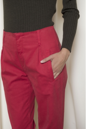 Pantalon court gabardine stretch 93% coton 6% laine 1% élasthane