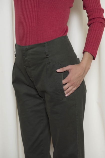 Short pants gabardine stretch 93% cotton 6% wool 1% elastane