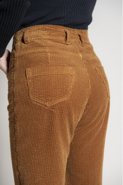 Pantalon en velours grosses côtes 100% coton
