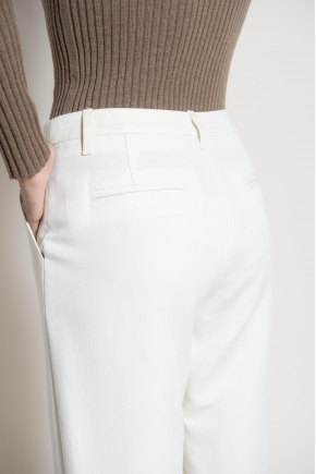 Pantalon 52% laine vierge 48 % viscose