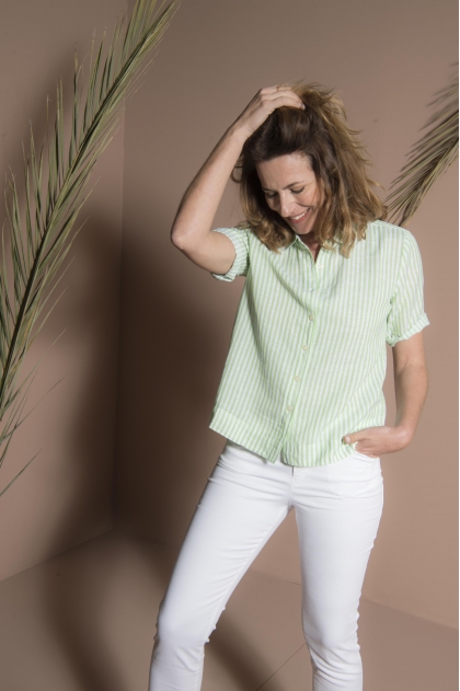 Lightweight twill striped shirt 52% cotton 48% linen