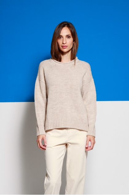 Sweater 45% acrylic 40% alpaca 15% wool