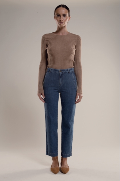 Pantalon denim 99% coton 1% élasthanne