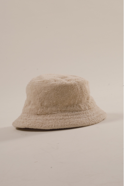 Reversible faux fur hat 100% cotton