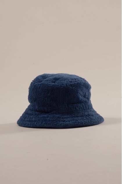 Reversible faux fur hat 100% cotton