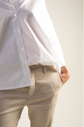 Stretch satin pants 66% cotton 31% polyamide 3% elastane