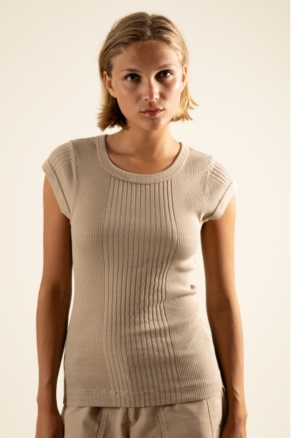 T-shirt in 100% cotton brogue knit