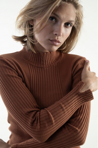 100% cotton funnel neck T-shirt