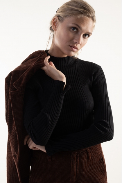 100% cotton funnel neck T-shirt