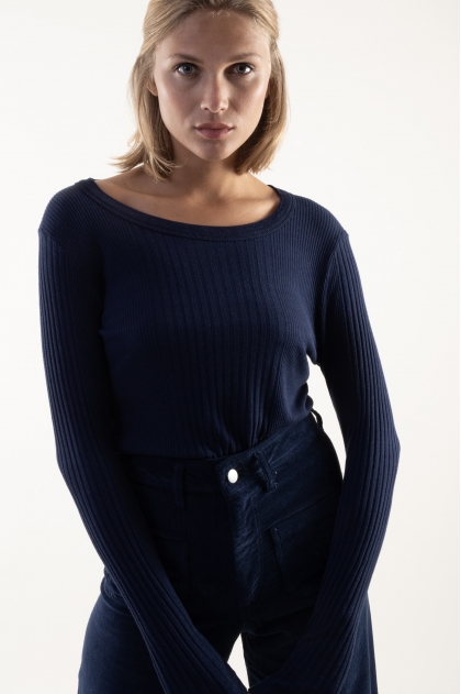 Tee-shirt manches longues en maille Richelieu côtelée 85 % viscose et 15 % soie