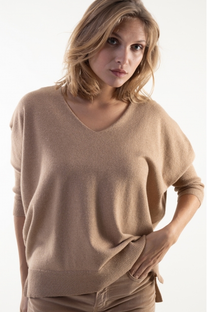 Pull V 36% polyamide 26% laine 26% viscose 7% métal 5% cachemire