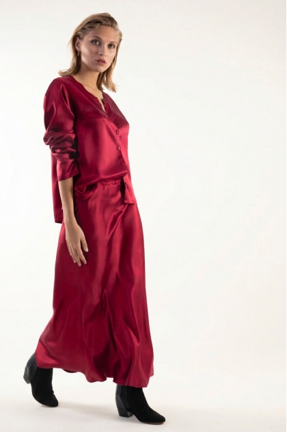 Skirt 70% cellulose acetate 30% cupro