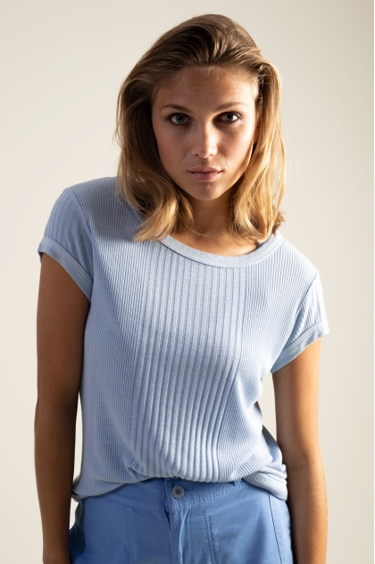 Tee-shirt en maille richelieu 85 % viscose 15 % soie