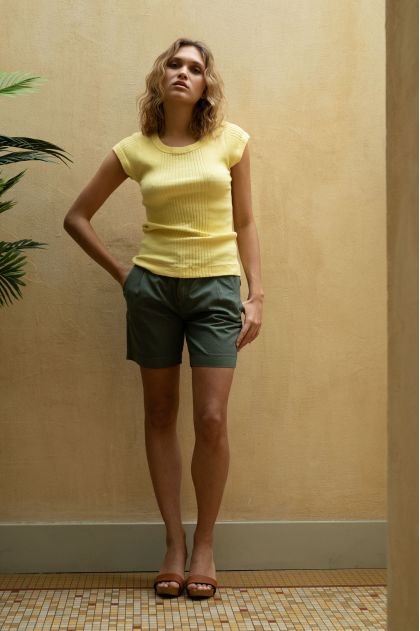 Short en Fine gabardine used 100% Coton