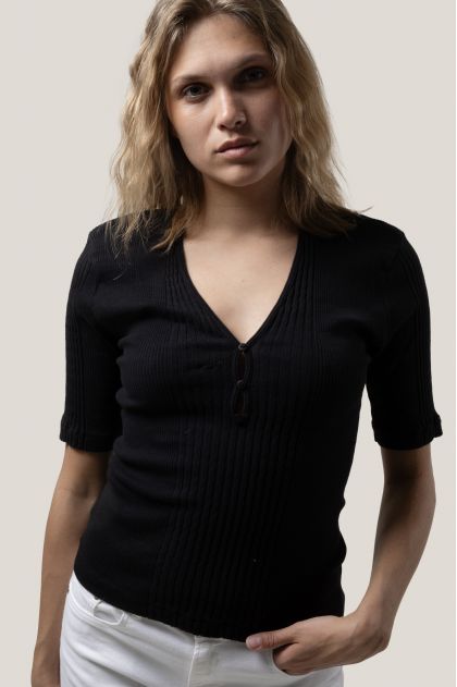 100% Cotton T-shirt