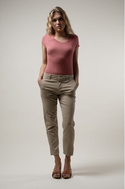 Tee-shirt en maille richelieu 85 % viscose 15 % soie