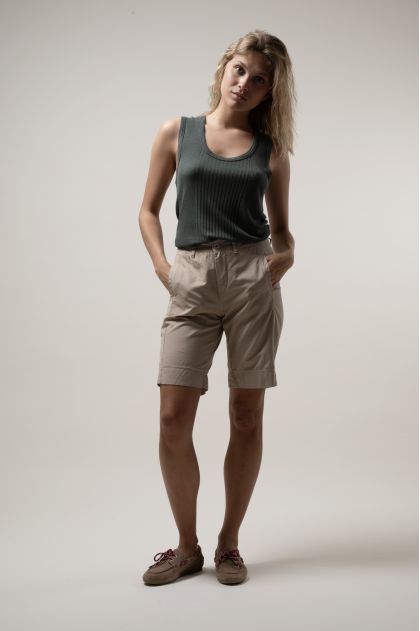 Bermuda en Fine gabardine used 100% Coton