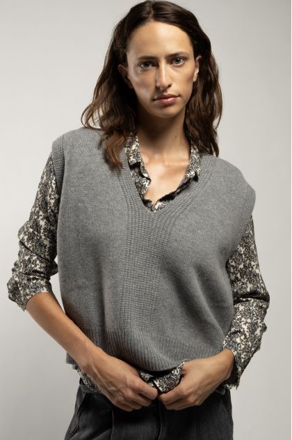 100% wool sweater