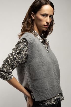 100% wool sweater