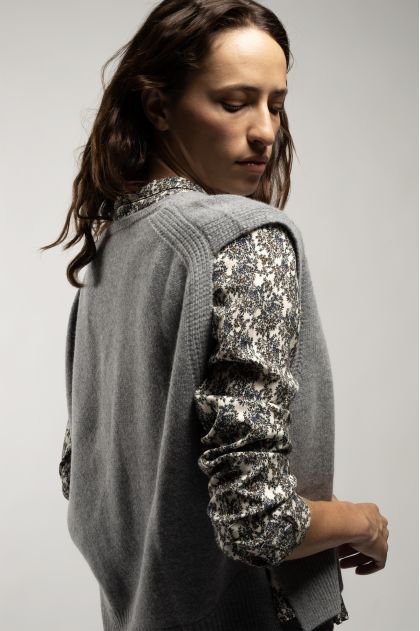 100% wool sweater