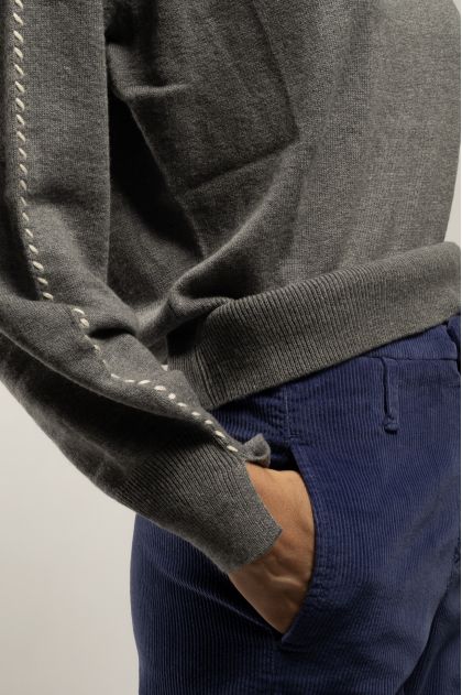 Sweater 30% wool, 35% viscose, 25% polyamide, 10% cashmere