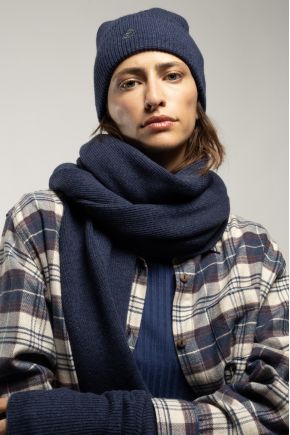 70% wool, 30% cashmere beanie