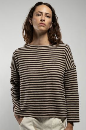Sweat 70% coton 20% acrylique 3% polyester 3% polyamide 2% viscose 2% élasthanne