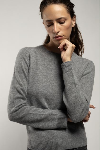 100% wool sweater