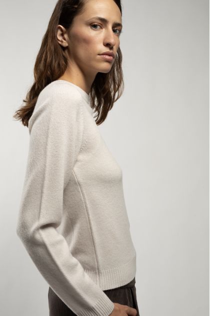 100% wool sweater