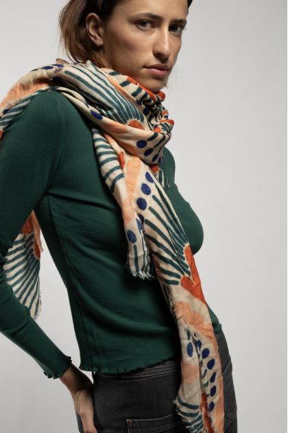 Scarf 85% wool, 15% silk