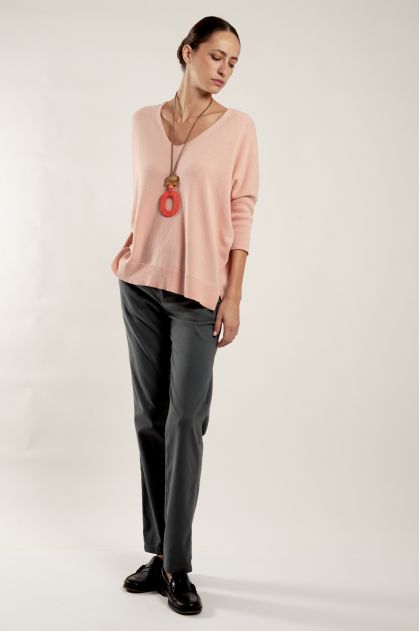 Sweater: 35% polyamide, 30% wool, 30% viscose, 5% cashmere