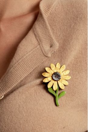 Broche